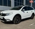 Белый Рено Logan MCV Stepway, объемом двигателя 0.9 л и пробегом 67 тыс. км за 10900 $, фото 3 на Automoto.ua