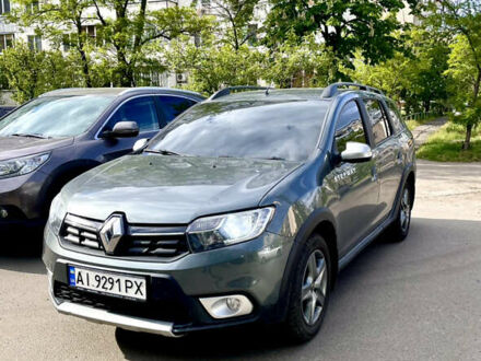 Рено Logan MCV Stepway 2017 в Киеве на Automoto.ua Серый Рено Logan MCV Stepway, объемом двигателя 0.9 л и пробегом 147 тыс. км за 9499 $, фото 1 на Automoto.ua
