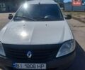 Белый Рено Logan Van, объемом двигателя 1.6 л и пробегом 573 тыс. км за 2750 $, фото 1 на Automoto.ua