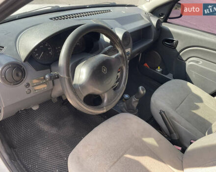 Білий Рено Logan Van, об'ємом двигуна 1.6 л та пробігом 263 тис. км за 3500 $, фото 17 на Automoto.ua