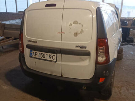 Белый Рено Logan Van, объемом двигателя 1.46 л и пробегом 306 тыс. км за 2300 $, фото 1 на Automoto.ua