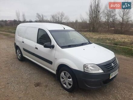 Білий Рено Logan Van, об'ємом двигуна 1.6 л та пробігом 169 тис. км за 3400 $, фото 1 на Automoto.ua