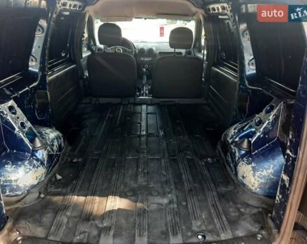 Синий Рено Logan Van, объемом двигателя 1.6 л и пробегом 160 тыс. км за 3900 $, фото 1 на Automoto.ua