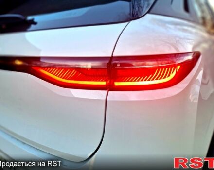 Белый Рено Megane E-Tech, объемом двигателя 0 л и пробегом 26 тыс. км за 24000 $, фото 10 на Automoto.ua