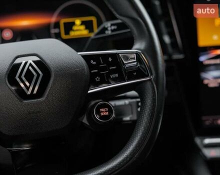 Белый Рено Megane E-Tech, объемом двигателя 0 л и пробегом 89 тыс. км за 19800 $, фото 29 на Automoto.ua