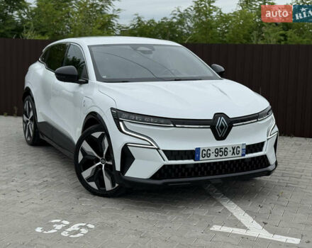 Білий Рено Megane E-Tech, об'ємом двигуна 0 л та пробігом 110 тис. км за 19500 $, фото 9 на Automoto.ua