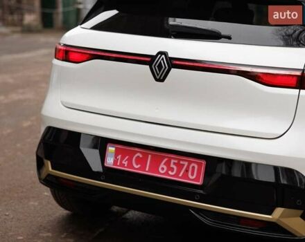Белый Рено Megane E-Tech, объемом двигателя 0 л и пробегом 89 тыс. км за 19800 $, фото 10 на Automoto.ua