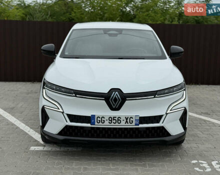 Білий Рено Megane E-Tech, об'ємом двигуна 0 л та пробігом 110 тис. км за 19500 $, фото 6 на Automoto.ua