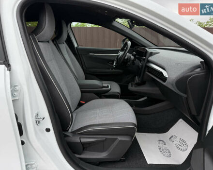 Білий Рено Megane E-Tech, об'ємом двигуна 0 л та пробігом 110 тис. км за 19500 $, фото 41 на Automoto.ua