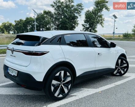Белый Рено Megane E-Tech, объемом двигателя 0 л и пробегом 3 тыс. км за 29500 $, фото 5 на Automoto.ua