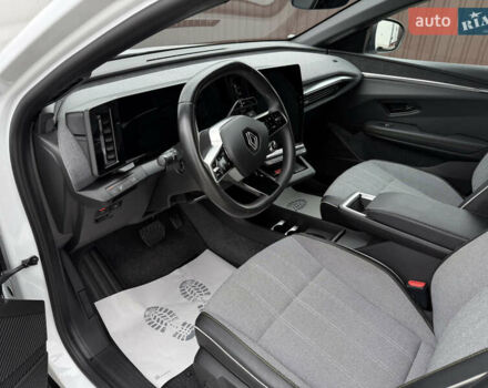 Білий Рено Megane E-Tech, об'ємом двигуна 0 л та пробігом 110 тис. км за 19500 $, фото 27 на Automoto.ua