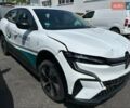 Белый Рено Megane E-Tech, объемом двигателя 0 л и пробегом 37 тыс. км за 17700 $, фото 1 на Automoto.ua