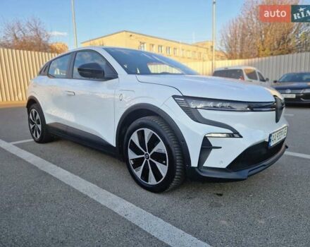 Белый Рено Megane E-Tech, объемом двигателя 0 л и пробегом 25 тыс. км за 23000 $, фото 2 на Automoto.ua