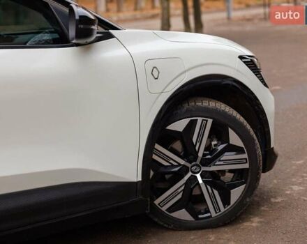 Белый Рено Megane E-Tech, объемом двигателя 0 л и пробегом 89 тыс. км за 19800 $, фото 15 на Automoto.ua