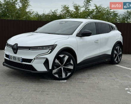 Білий Рено Megane E-Tech, об'ємом двигуна 0 л та пробігом 110 тис. км за 19500 $, фото 2 на Automoto.ua