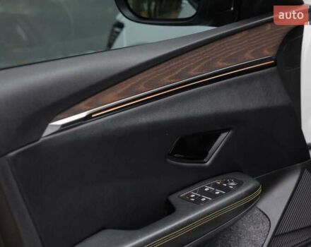 Белый Рено Megane E-Tech, объемом двигателя 0 л и пробегом 89 тыс. км за 19800 $, фото 38 на Automoto.ua