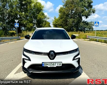 Белый Рено Megane E-Tech, объемом двигателя 0 л и пробегом 3 тыс. км за 29500 $, фото 1 на Automoto.ua