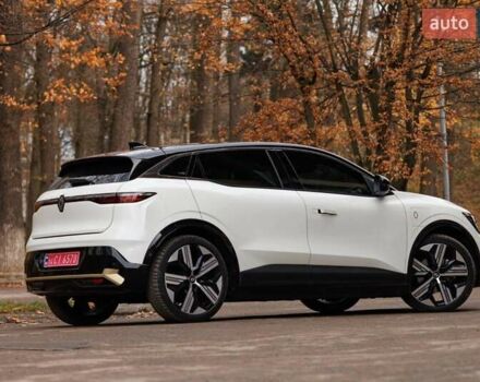 Белый Рено Megane E-Tech, объемом двигателя 0 л и пробегом 89 тыс. км за 19800 $, фото 22 на Automoto.ua