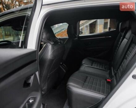 Белый Рено Megane E-Tech, объемом двигателя 0 л и пробегом 89 тыс. км за 19800 $, фото 40 на Automoto.ua