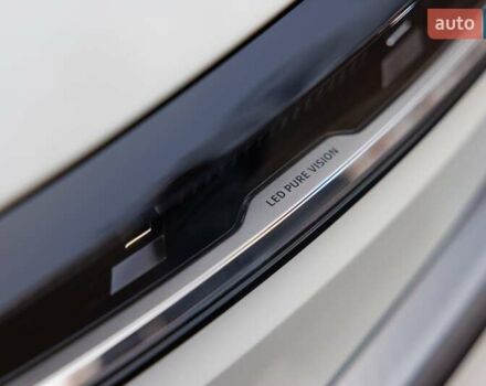 Белый Рено Megane E-Tech, объемом двигателя 0 л и пробегом 89 тыс. км за 19800 $, фото 3 на Automoto.ua