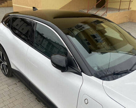 Белый Рено Megane E-Tech, объемом двигателя 0 л и пробегом 15 тыс. км за 23100 $, фото 3 на Automoto.ua