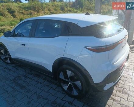 Білий Рено Megane E-Tech, об'ємом двигуна 0 л та пробігом 45 тис. км за 15700 $, фото 4 на Automoto.ua