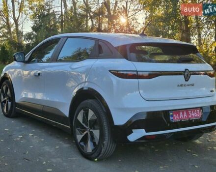 Белый Рено Megane E-Tech, объемом двигателя 0 л и пробегом 7 тыс. км за 20336 $, фото 7 на Automoto.ua