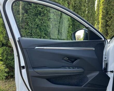 Білий Рено Megane E-Tech, об'ємом двигуна 0 л та пробігом 17 тис. км за 21950 $, фото 20 на Automoto.ua