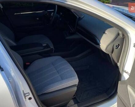 Білий Рено Megane E-Tech, об'ємом двигуна 0 л та пробігом 33 тис. км за 19700 $, фото 10 на Automoto.ua