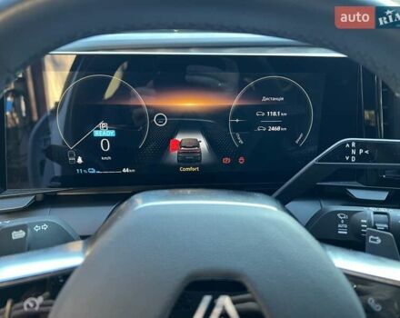 Белый Рено Megane E-Tech, объемом двигателя 0 л и пробегом 2 тыс. км за 24450 $, фото 52 на Automoto.ua