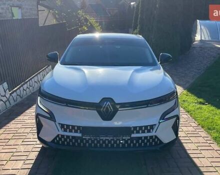 Білий Рено Megane E-Tech, об'ємом двигуна 0 л та пробігом 33 тис. км за 19700 $, фото 2 на Automoto.ua