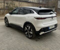Белый Рено Megane E-Tech, объемом двигателя 0 л и пробегом 15 тыс. км за 23100 $, фото 7 на Automoto.ua
