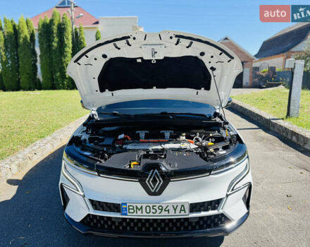 Білий Рено Megane E-Tech, об'ємом двигуна 0 л та пробігом 3 тис. км за 29500 $, фото 16 на Automoto.ua