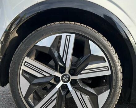 Белый Рено Megane E-Tech, объемом двигателя 0 л и пробегом 2 тыс. км за 24450 $, фото 30 на Automoto.ua