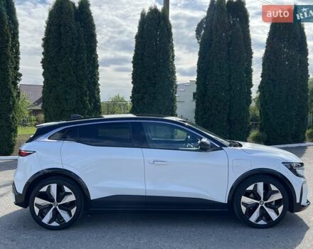 Білий Рено Megane E-Tech, об'ємом двигуна 0 л та пробігом 17 тис. км за 21950 $, фото 2 на Automoto.ua