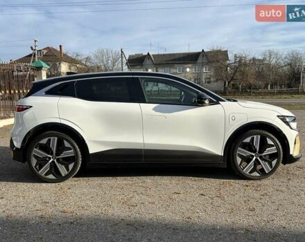 Белый Рено Megane E-Tech, объемом двигателя 0 л и пробегом 2 тыс. км за 24450 $, фото 14 на Automoto.ua