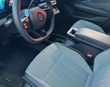 Белый Рено Megane E-Tech, объемом двигателя 0 л и пробегом 6 тыс. км за 20700 $, фото 9 на Automoto.ua