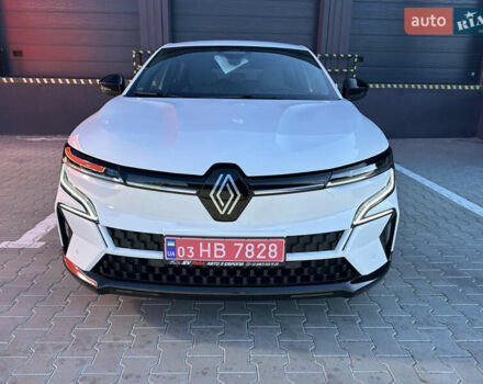 Білий Рено Megane E-Tech, об'ємом двигуна 0 л та пробігом 3 тис. км за 20500 $, фото 7 на Automoto.ua