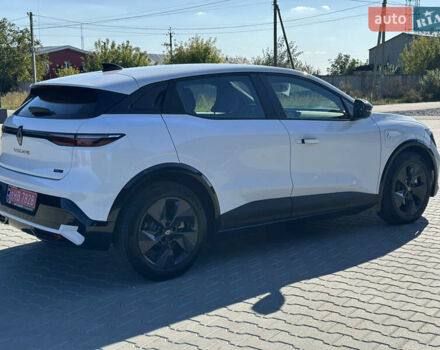 Білий Рено Megane E-Tech, об'ємом двигуна 0 л та пробігом 3 тис. км за 20500 $, фото 2 на Automoto.ua
