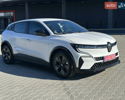 Білий Рено Megane E-Tech, об'ємом двигуна 0 л та пробігом 3 тис. км за 20500 $, фото 1 на Automoto.ua