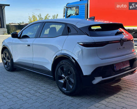 Білий Рено Megane E-Tech, об'ємом двигуна 0 л та пробігом 3 тис. км за 21000 $, фото 9 на Automoto.ua
