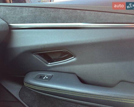 Білий Рено Megane E-Tech, об'ємом двигуна 0 л та пробігом 3 тис. км за 20500 $, фото 28 на Automoto.ua