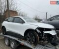 Белый Рено Megane E-Tech, объемом двигателя 0 л и пробегом 10 тыс. км за 9900 $, фото 1 на Automoto.ua