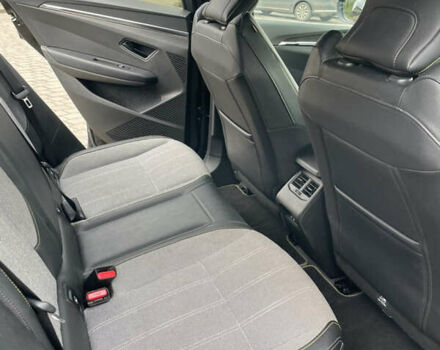 Чорний Рено Megane E-Tech, об'ємом двигуна 0 л та пробігом 111 тис. км за 21900 $, фото 17 на Automoto.ua