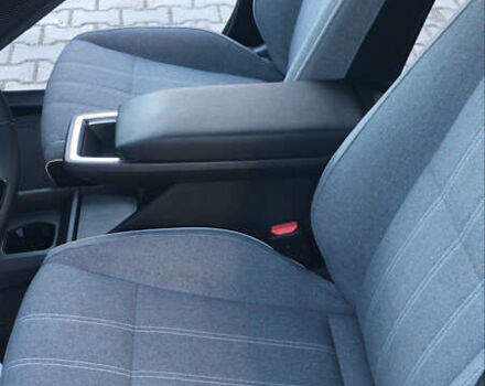 Черный Рено Megane E-Tech, объемом двигателя 0 л и пробегом 107 тыс. км за 17999 $, фото 10 на Automoto.ua