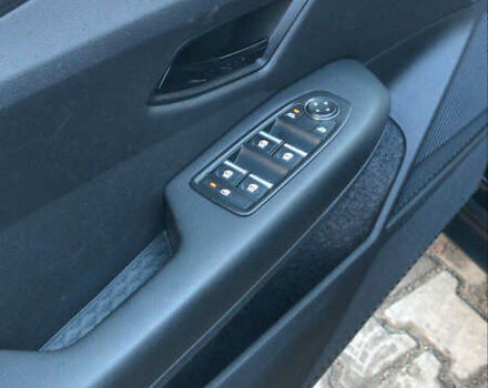 Черный Рено Megane E-Tech, объемом двигателя 0 л и пробегом 107 тыс. км за 17999 $, фото 11 на Automoto.ua