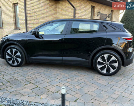 Черный Рено Megane E-Tech, объемом двигателя 0 л и пробегом 4 тыс. км за 22900 $, фото 7 на Automoto.ua