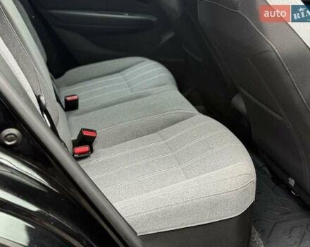 Черный Рено Megane E-Tech, объемом двигателя 0 л и пробегом 72 тыс. км за 21999 $, фото 11 на Automoto.ua