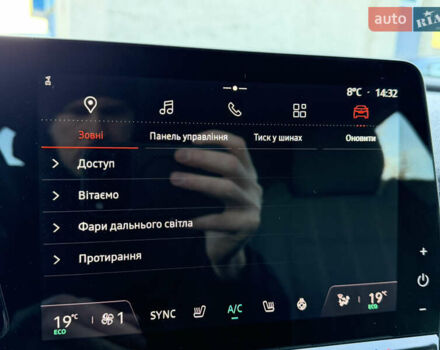 Черный Рено Megane E-Tech, объемом двигателя 0 л и пробегом 4 тыс. км за 22900 $, фото 15 на Automoto.ua