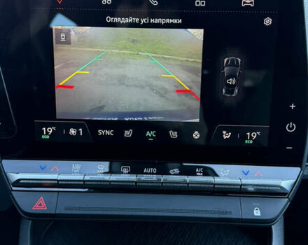 Черный Рено Megane E-Tech, объемом двигателя 0 л и пробегом 4 тыс. км за 22900 $, фото 12 на Automoto.ua